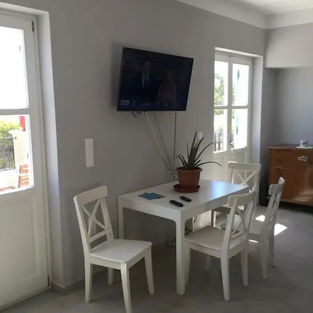 Apartmán Comfortable Green Quiet Newbuilt Furnished Penthouse Chrousa